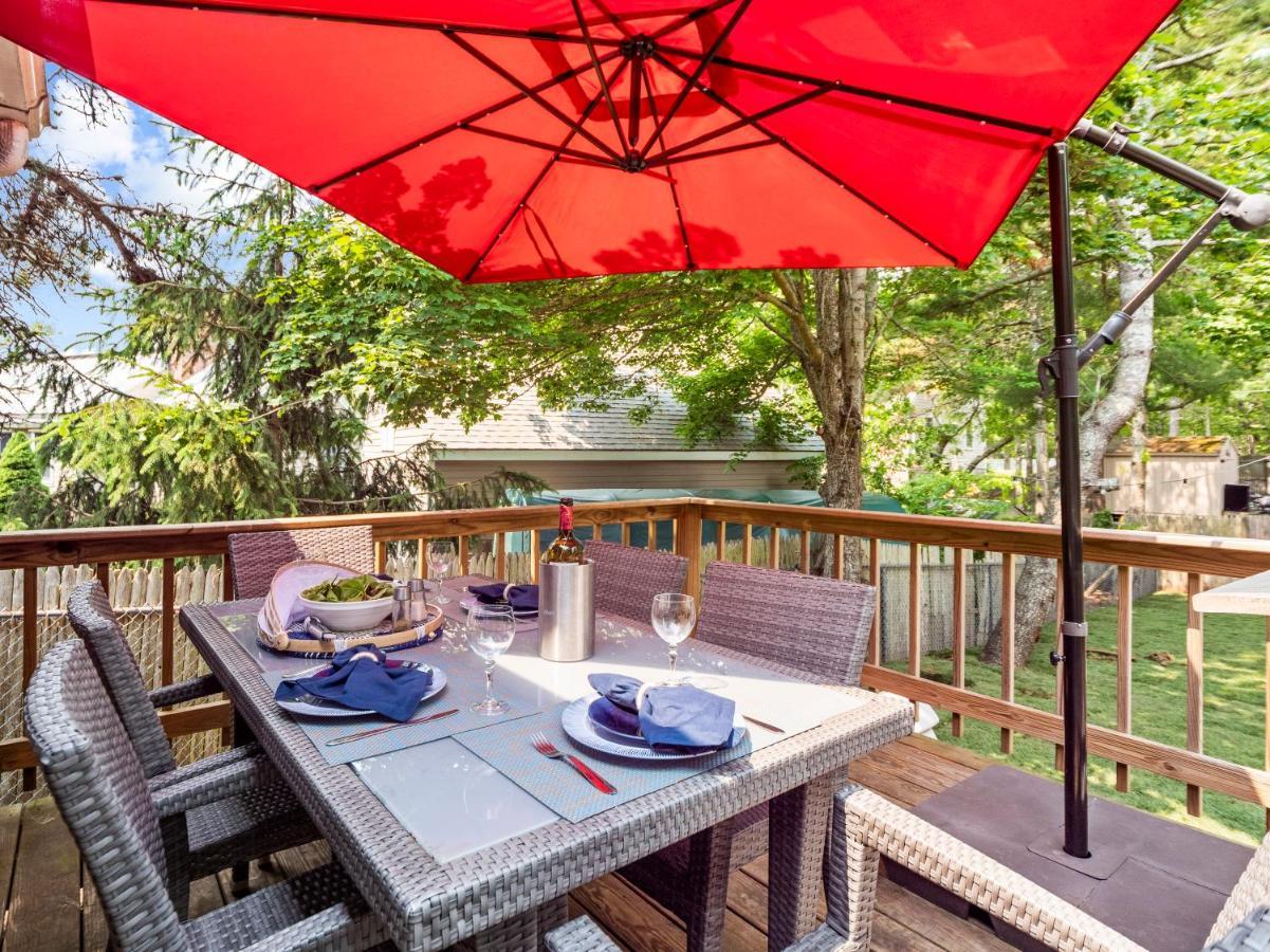 Cape Cod Cottage, Near Beach, Hot Tub, Ac, Dog Friendly Yarmouth Port Esterno foto